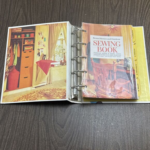 Vintage Better Homes and Gardens Sewing Book 5 Ring Tabbed HC 1970 Third Print - Picture 4 of 7